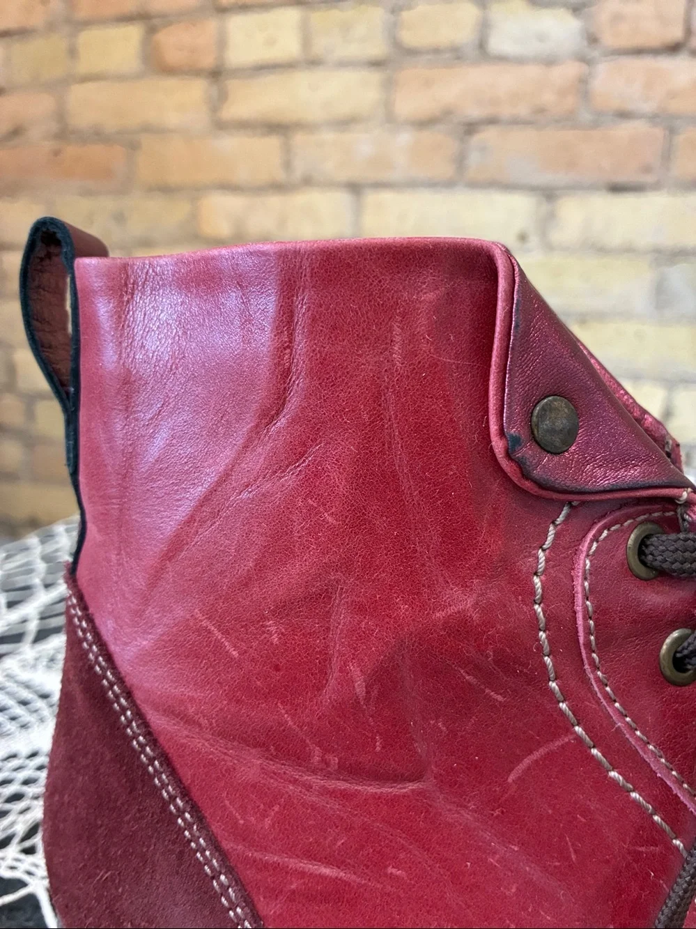 Dromedaris Red Leather Lace-Up Ankle Boots - Picture 4 of 7